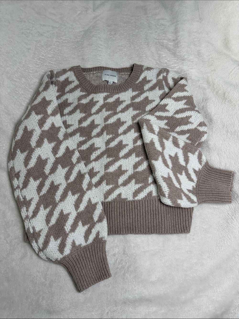 Pink Rose Houndstooth Crewneck Sweater in Beige and White